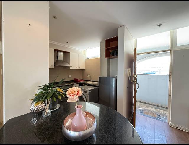 2 BEDROOM APARTMENT TO LET IN UMHLANGA RIDGE